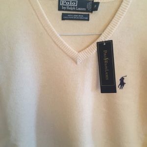 NWT Men's Ralph Lauren Lambswool sweater Small